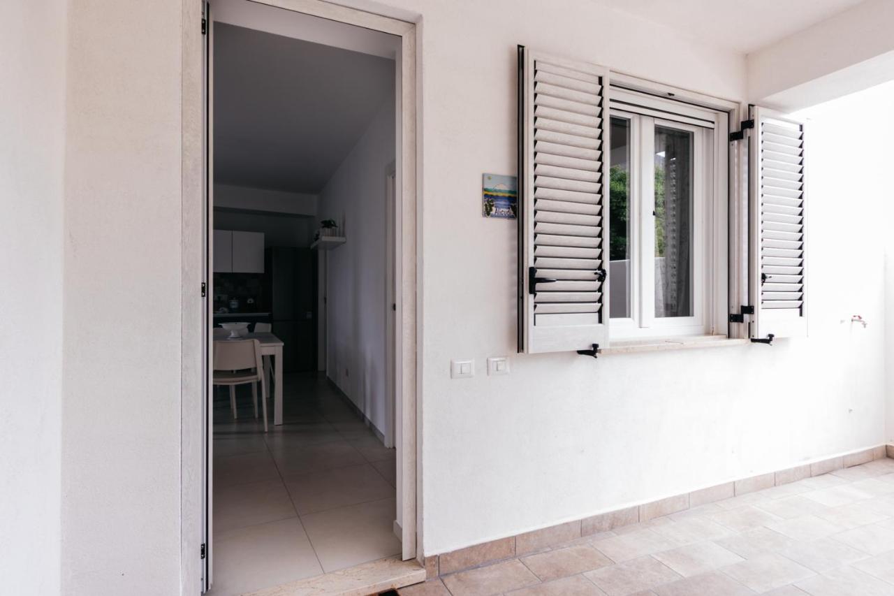 Le Isole Di Anita Appartement Lipari  Buitenkant foto